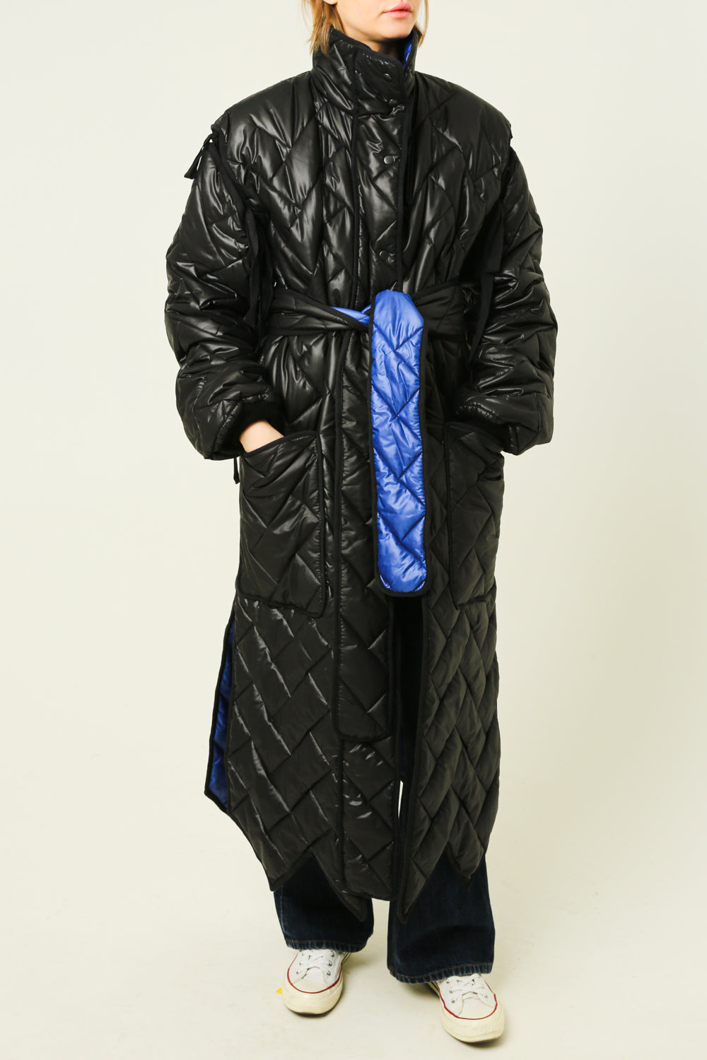 Long down jacket with detachable sleeves