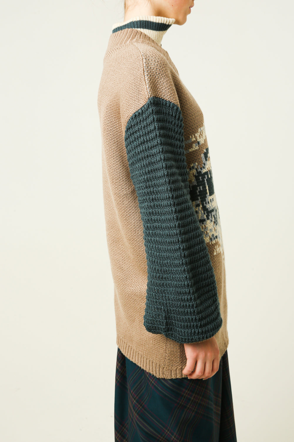 Longline sweater with a print